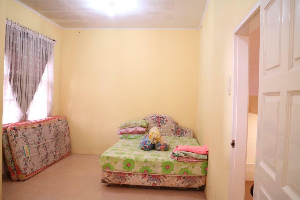 Villa Bukit Indah Brastagi / Berastagi Ngoại thất bức ảnh